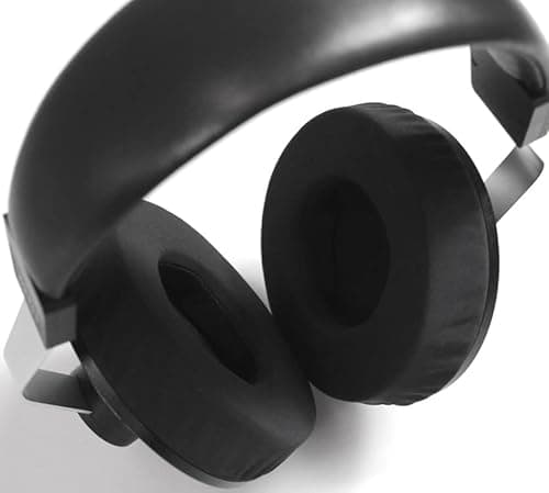 Final D8000 Wired Headphones Closed image